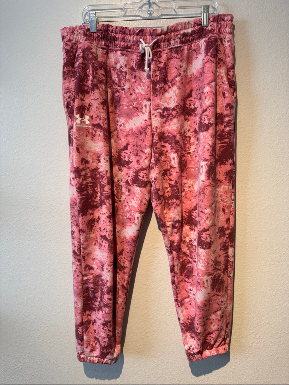 Under Armour Woman’s Pink Tie-Dye Jogger Pants XL new! Never even washed